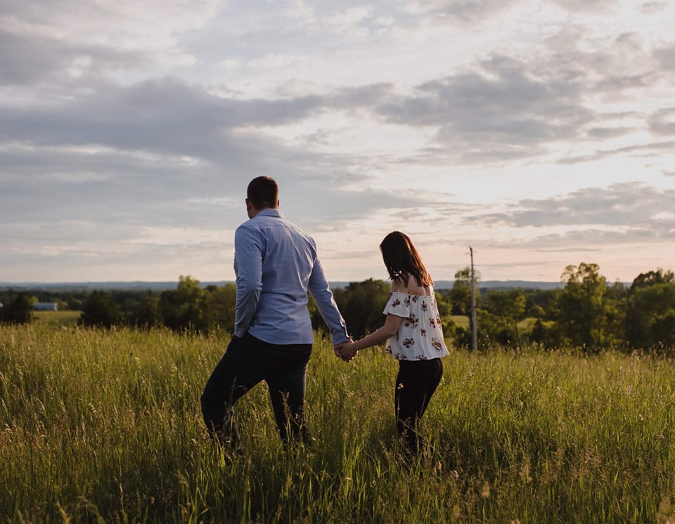 Farmhill Weddings | 2709 Dillon Rd, Peterborough, ON K9J 6X8, Canada | Phone: (705) 930-4877