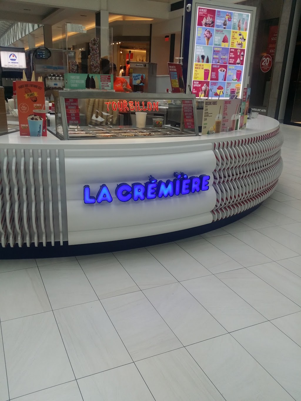 La Crémière | 162 Boulevard des Promenades, Saint-Bruno-de-Montarville, QC J3V 5K1, Canada | Phone: (450) 441-6516