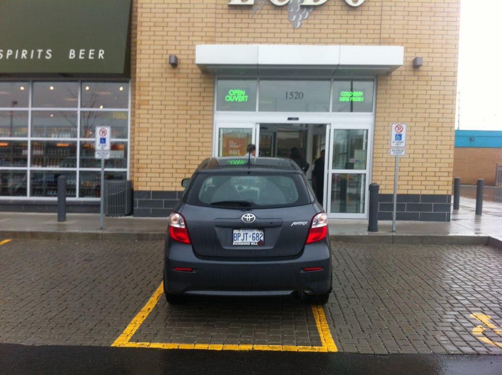Mississauga Plaza | 3100 Dixie Rd, Mississauga, ON L4Y 2A6, Canada