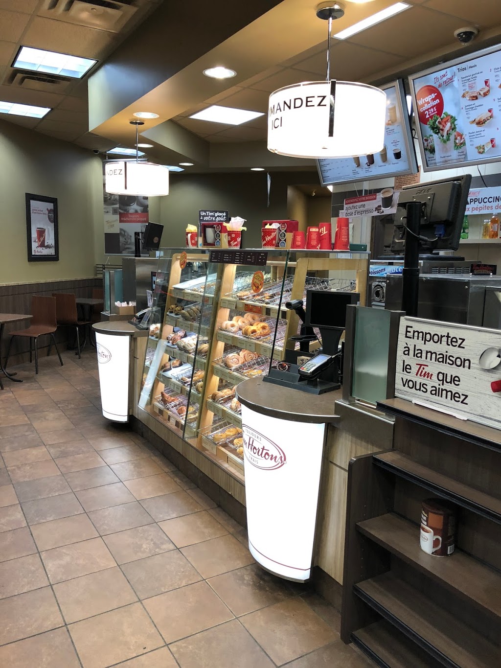 Tim Hortons | 99 QC-201, Rigaud, QC J0P 1P0, Canada | Phone: (450) 458-7320