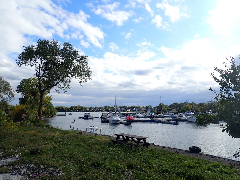 St. Catharines Spit | AT OUTER END OF MARINA BR, St. Catharines, ON L2M 7W8, Canada | Phone: (905) 935-5522