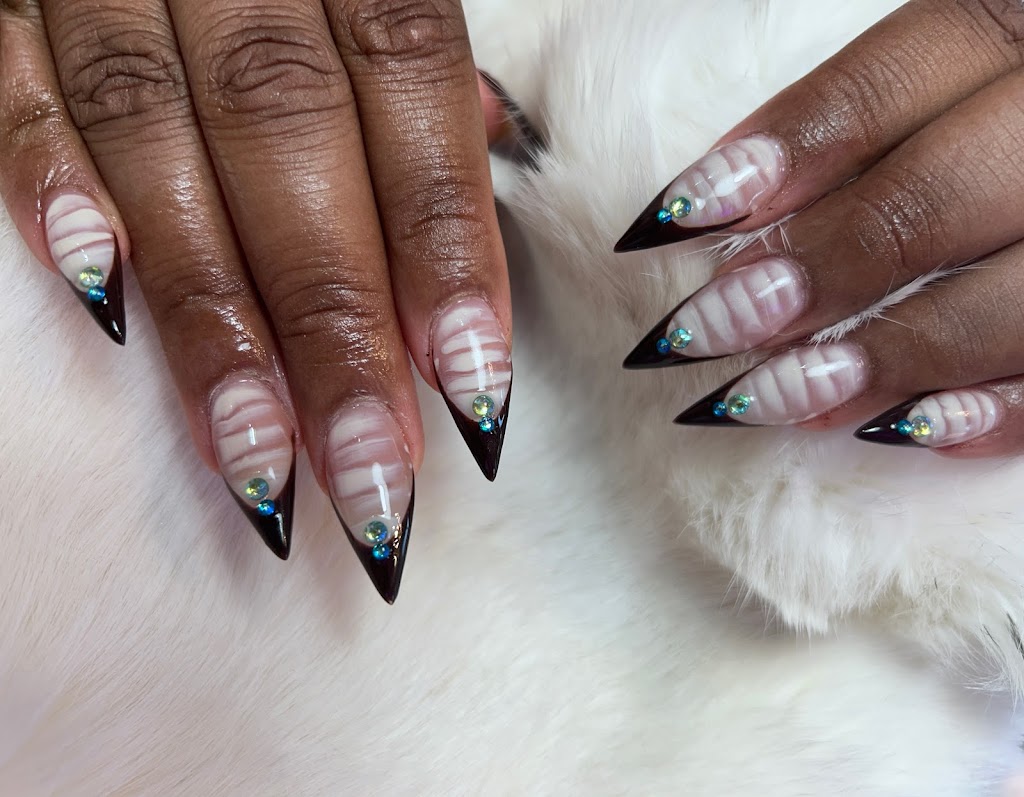 Nails and Beauty by Mary May | 791 Chorus Dr, Ottawa, ON K4M 0P8, Canada | Phone: (613) 400-6821