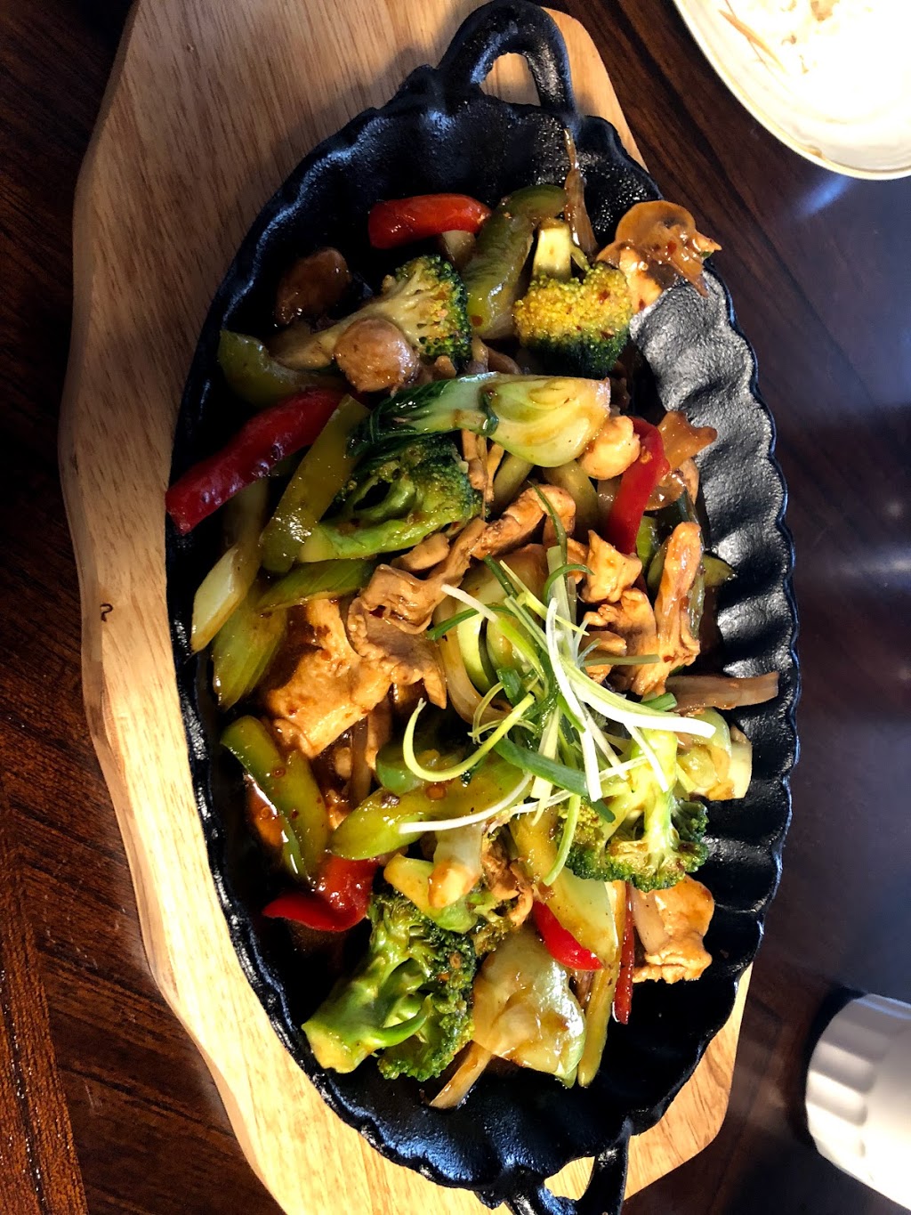 Pho Hut | 140 King St E, Gananoque, ON K7G 1G2, Canada | Phone: (613) 382-8238