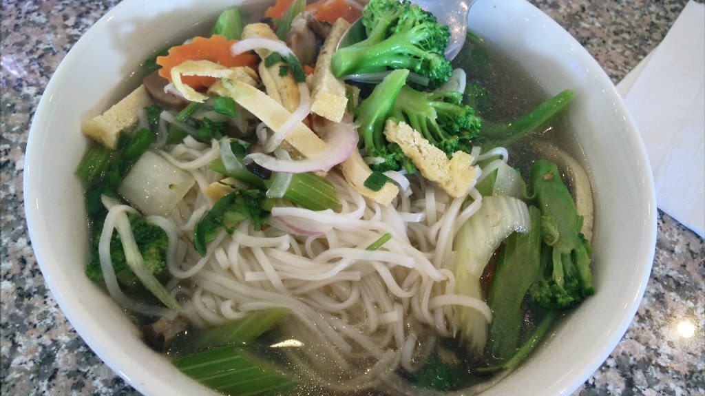 Pho Xyclo Vietnamese Restaurant | 6175 Dunn St, Niagara Falls, ON L2G 2P4, Canada | Phone: (905) 353-8472