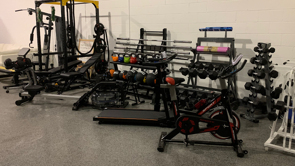 FFFF Fitness | 27 Bd Saint-Joseph, Lachine, QC H8S 2K9, Canada | Phone: (855) 868-8068