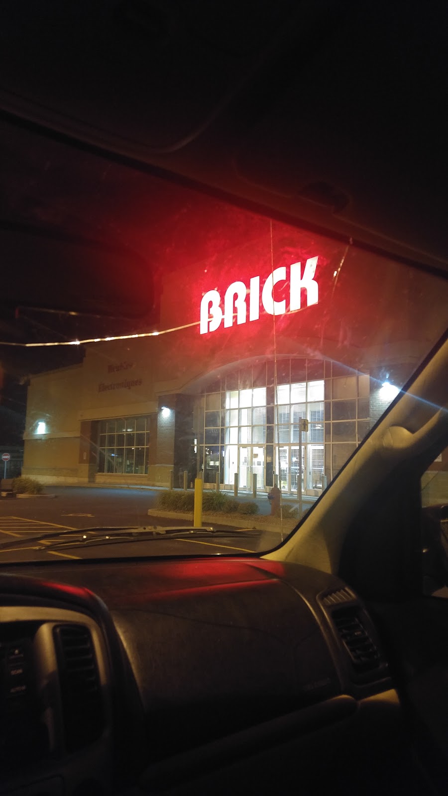 Brick | 1150 Boulevard du Plateau-Saint-Joseph, Sherbrooke, QC J1L 0A5, Canada | Phone: (819) 348-8800