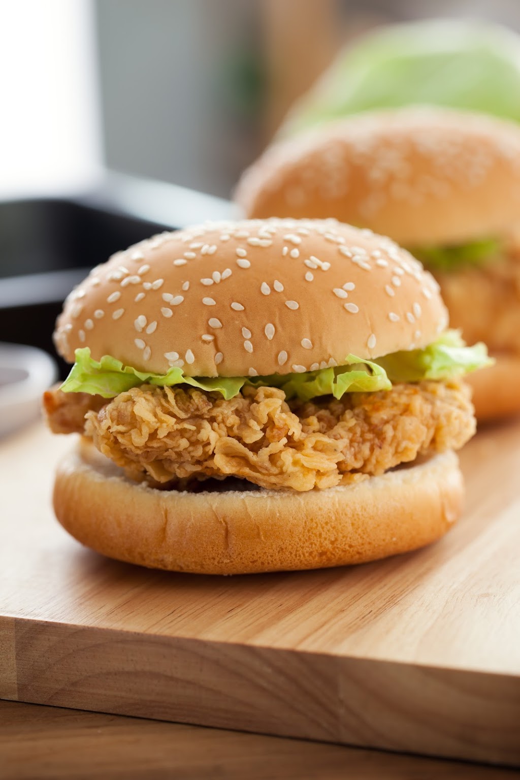 London Fried Chicken | 2916 Lake Shore Blvd W, Etobicoke, ON M8V 1J4, Canada | Phone: (647) 606-0663