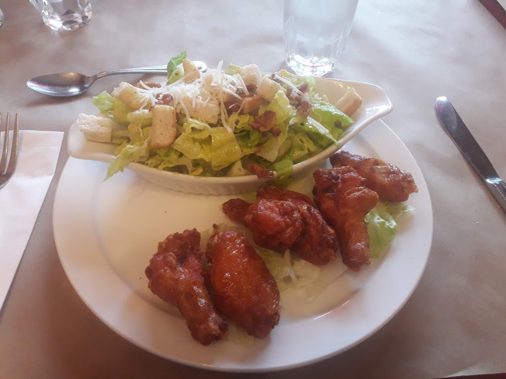Restaurant Le Stonehouse | 2706 Boulevard Talbot, Stoneham-et-Tewkesbury, QC G3C 1J8, Canada | Phone: (418) 848-7470