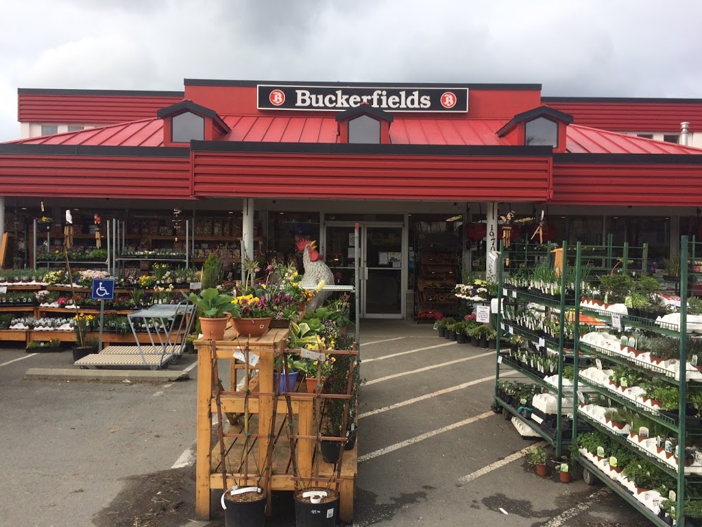 Buckerfields Feeds & Pet Supplies | 1970 Keating Cross Rd, Saanichton, BC V8M 2A6, Canada | Phone: (250) 652-9188