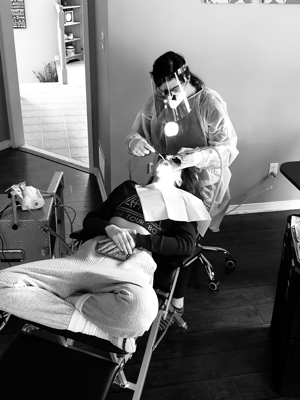 19Thirteen Mobile Dental Hygiene | 702 Hortop St, Oshawa, ON L1G 4N6, Canada | Phone: (905) 903-7325