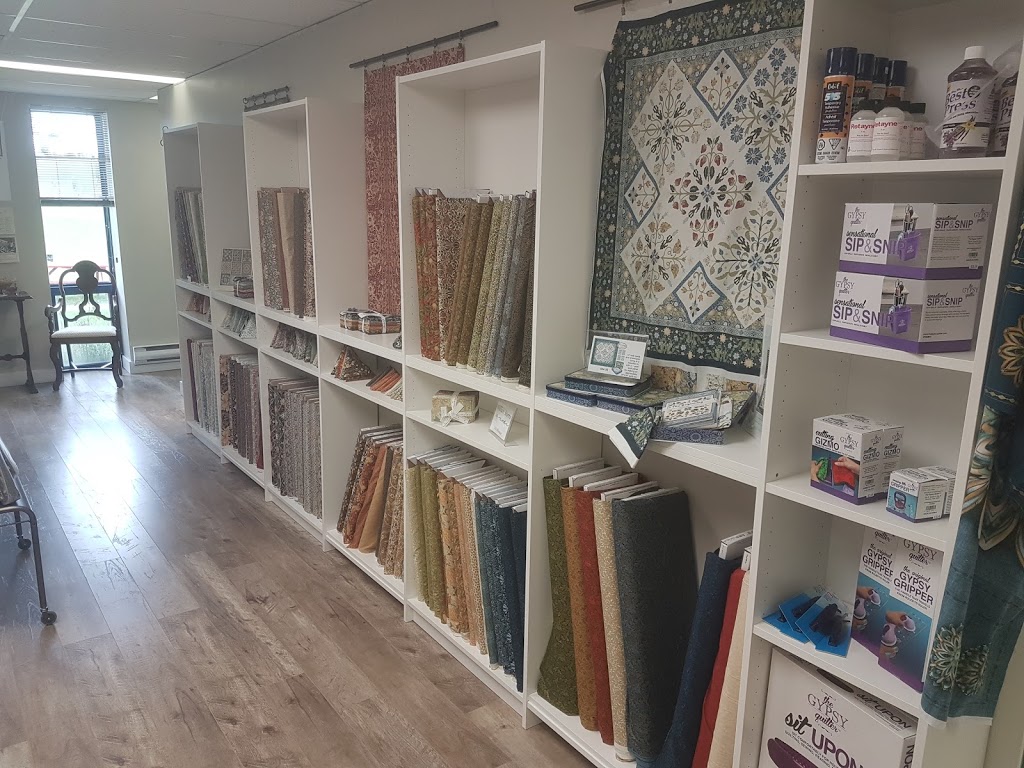 Paisleys Quilt Shop | 112 John Cavanaugh Dr, Carp, ON K0A 1L0, Canada | Phone: (613) 203-9011