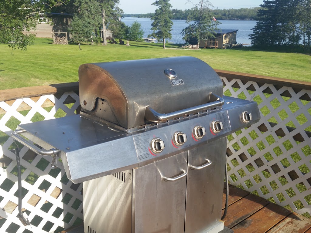 Tall Timber Lodge | 63 Tall Timber Rd, Lac du Bonnet, MB R0E 1A0, Canada | Phone: (204) 345-2972