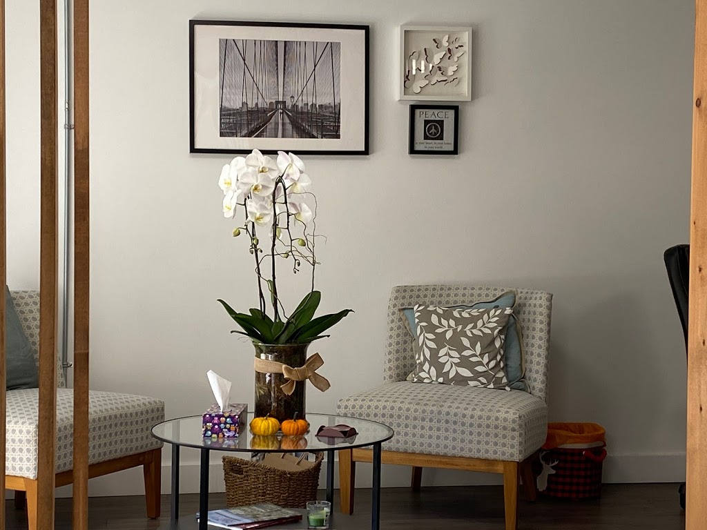 Insta Group Realty | 2012 Fullerton Ave #113, North Vancouver, BC V7P 3E3, Canada | Phone: (604) 209-7766