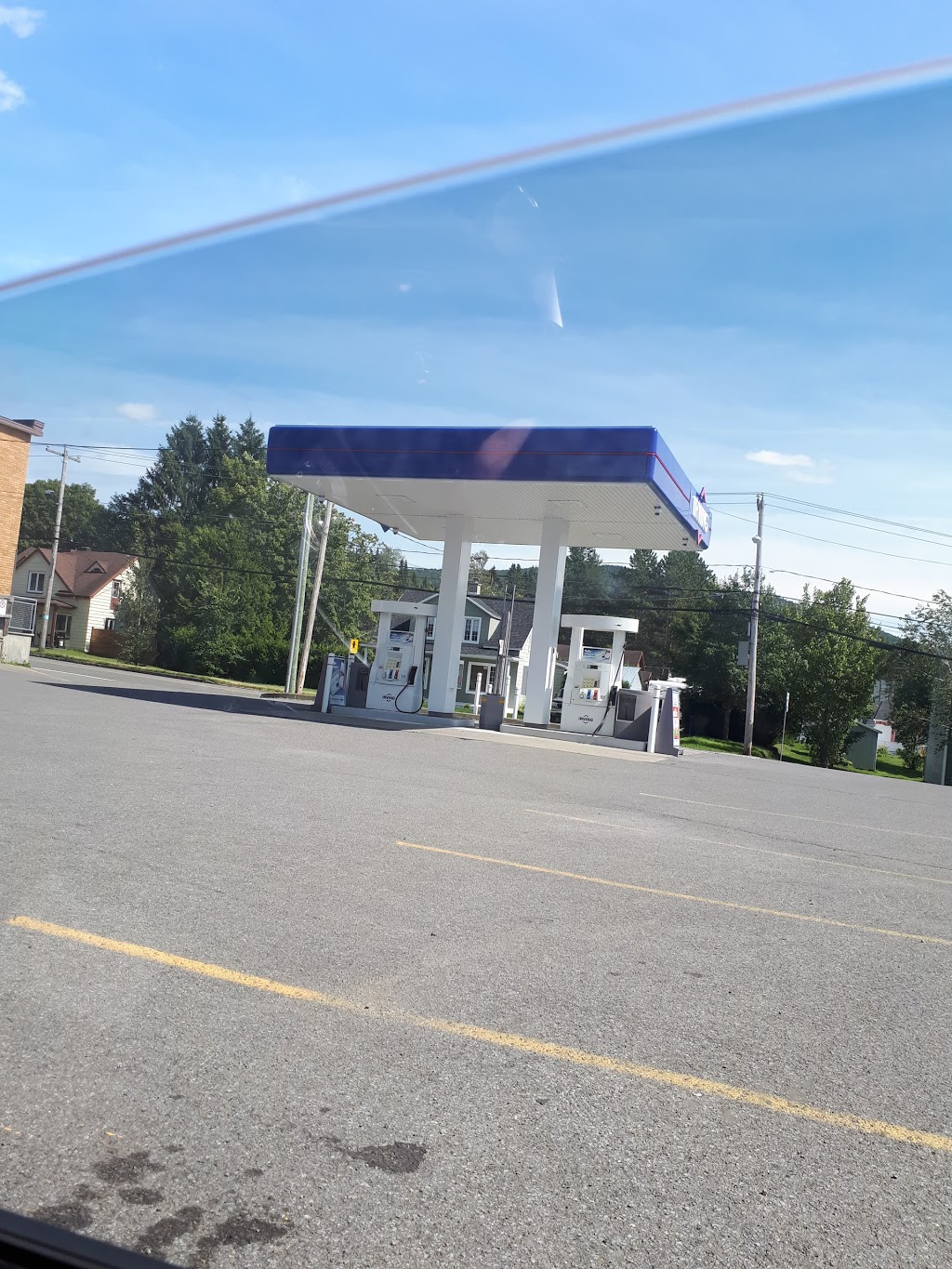 Alimentation Ste Brigitte | 443 Avenue Ste Brigitte, Sainte-Brigitte-de-Laval, QC G0A 3K0, Canada | Phone: (418) 825-2064