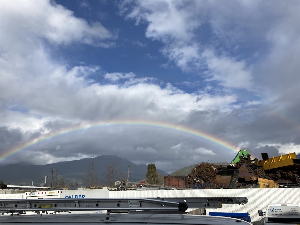 Alpine Gutters | 38928 Production Way, Squamish, BC V8B 0K3, Canada | Phone: (604) 567-2088
