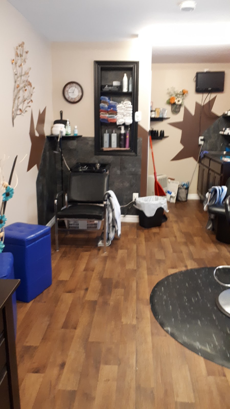 Salon 63 | 63 Scotts Road South, Conception Bay South, NL A1X 6M1, Canada | Phone: (709) 691-1630