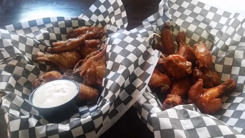 Captains Sports Lounge & Grill | 6535 4 St NE, Calgary, AB T2K 5C7, Canada | Phone: (403) 457-1603