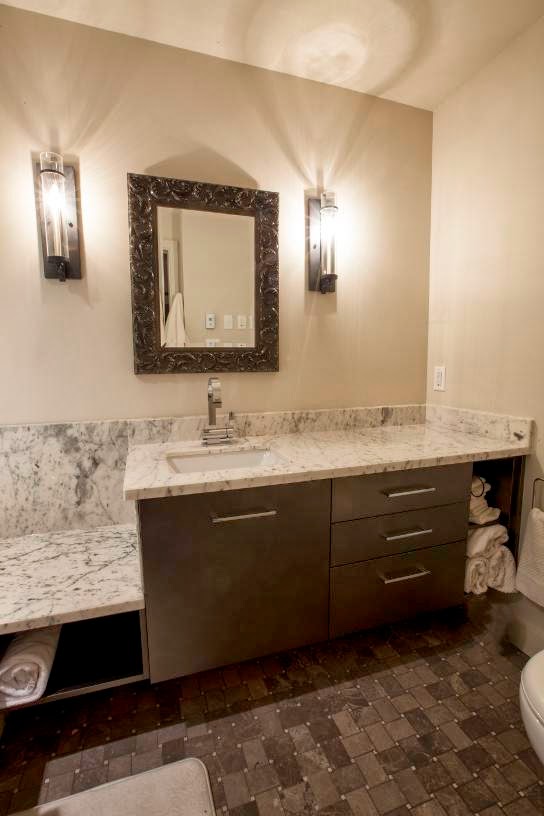 Island Marble | 6829 Veyaness Rd, Saanichton, BC V8M 1W1, Canada | Phone: (250) 652-2680