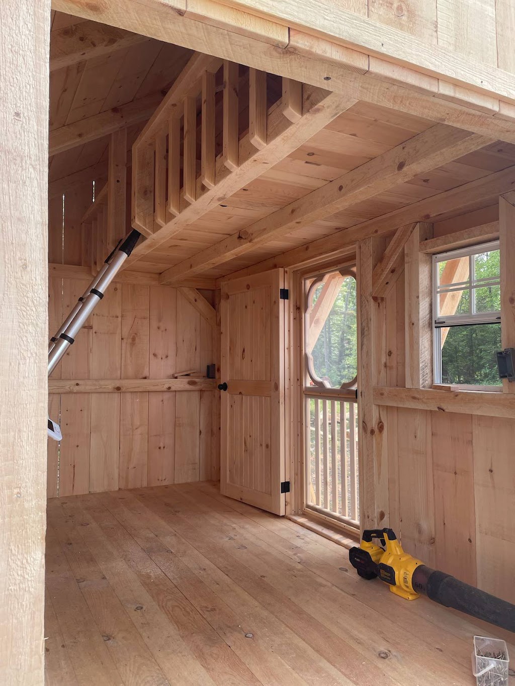 Trinity Tiny Homes 89.5 FM Radio | 471 Eckford Ave, Southampton, ON N0H 2L0, Canada | Phone: (416) 271-7752
