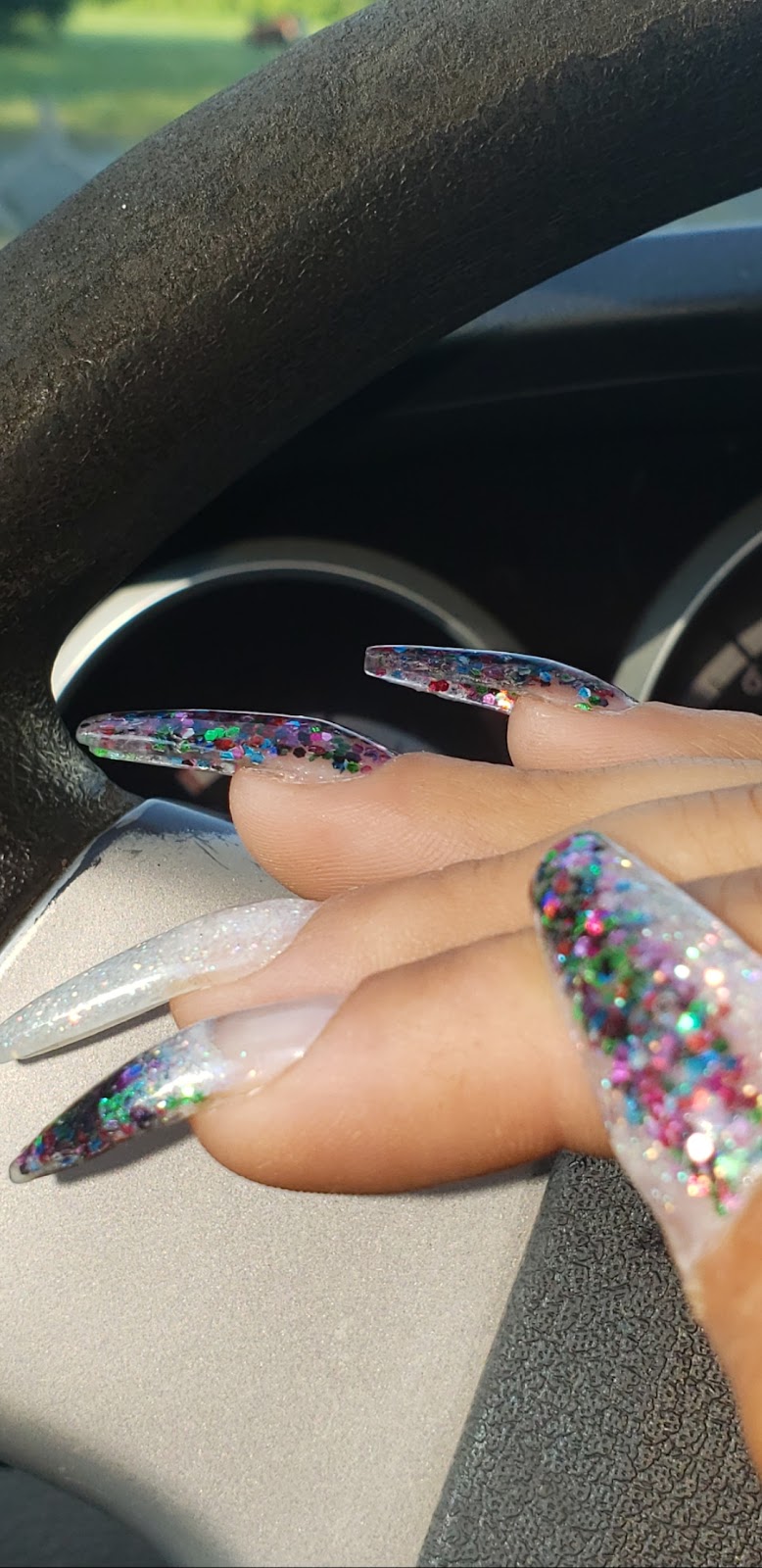 Ongle Le lys blanc | 193 10e Rang, Lefebvre, QC J0H 2C0, Canada | Phone: (819) 324-1424