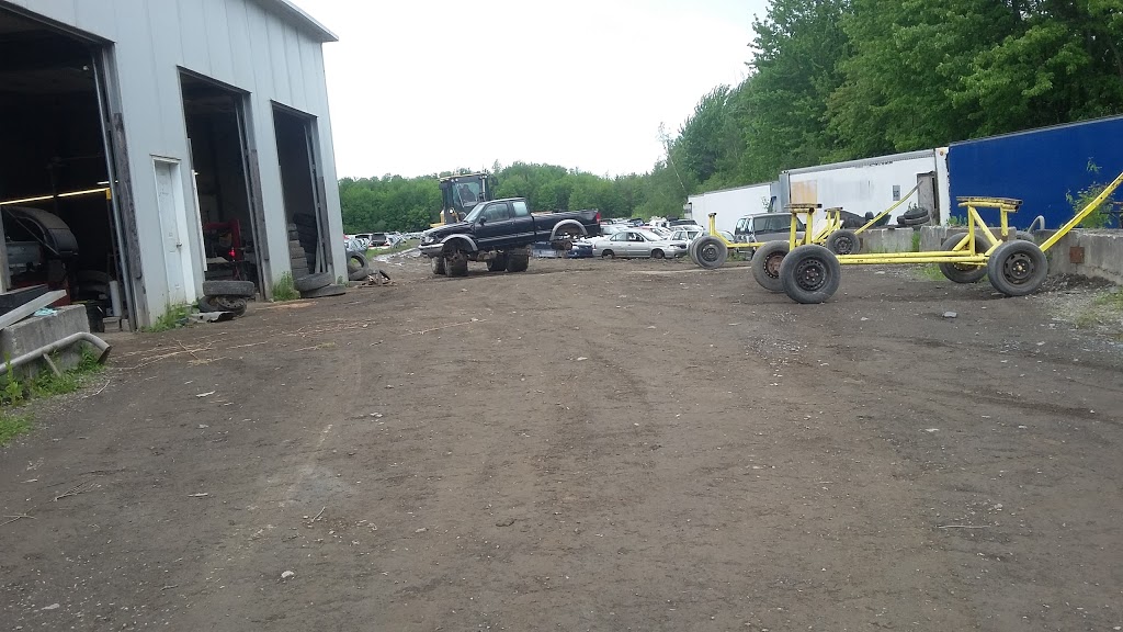 Pieces DAutos Dunham Inc | 826 Chemin Béranger, Dunham, QC J0E 1M0, Canada | Phone: (450) 295-3333