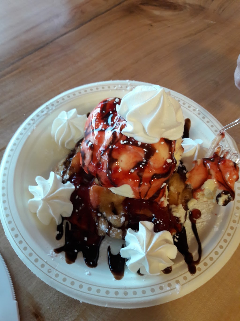 Ice Cream Galore | 105 St Clair St, Point Edward, ON N7V 1N6, Canada | Phone: (519) 339-1163