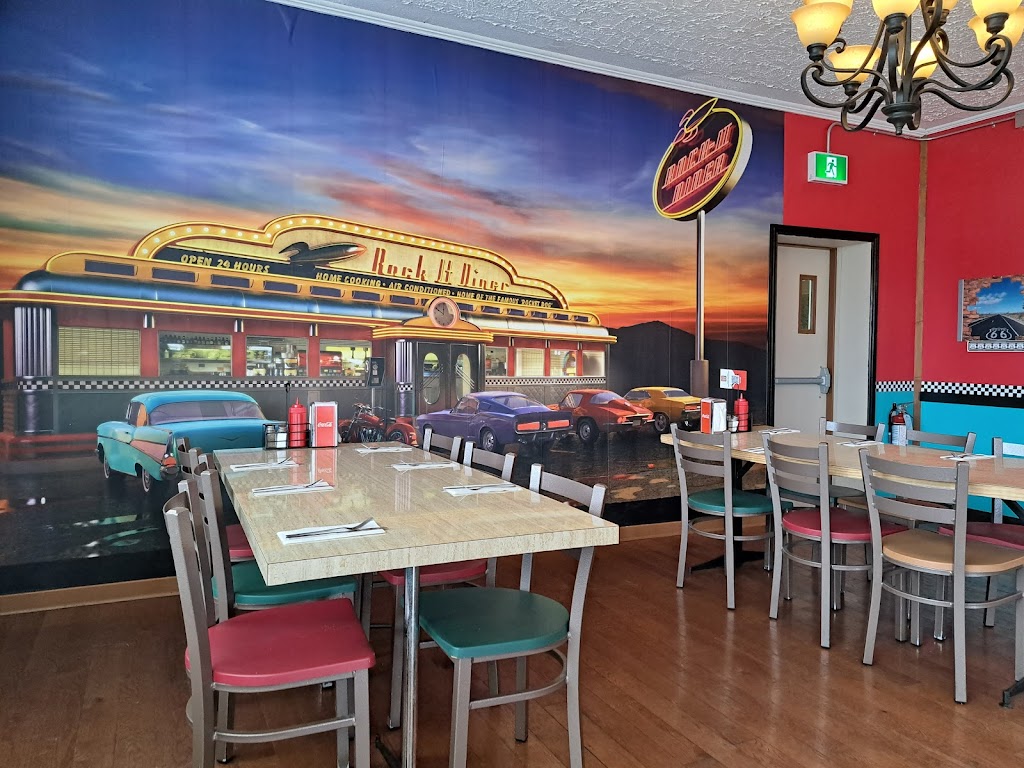 Restaurant Route 66 | 634 Main St, Shediac, NB E4P 2H3, Canada | Phone: (506) 233-0155