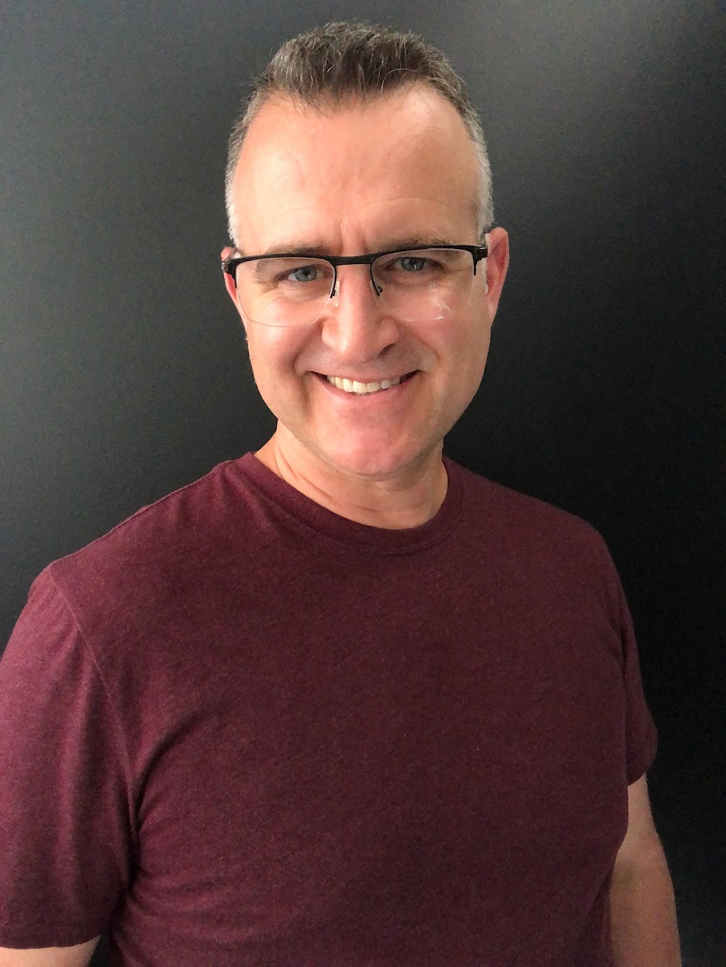Marc Hindle Massothérapeute | 305 Bd du Curé-Labelle #128, Sainte-Thérèse, QC J7E 0C2, Canada | Phone: (514) 605-3115
