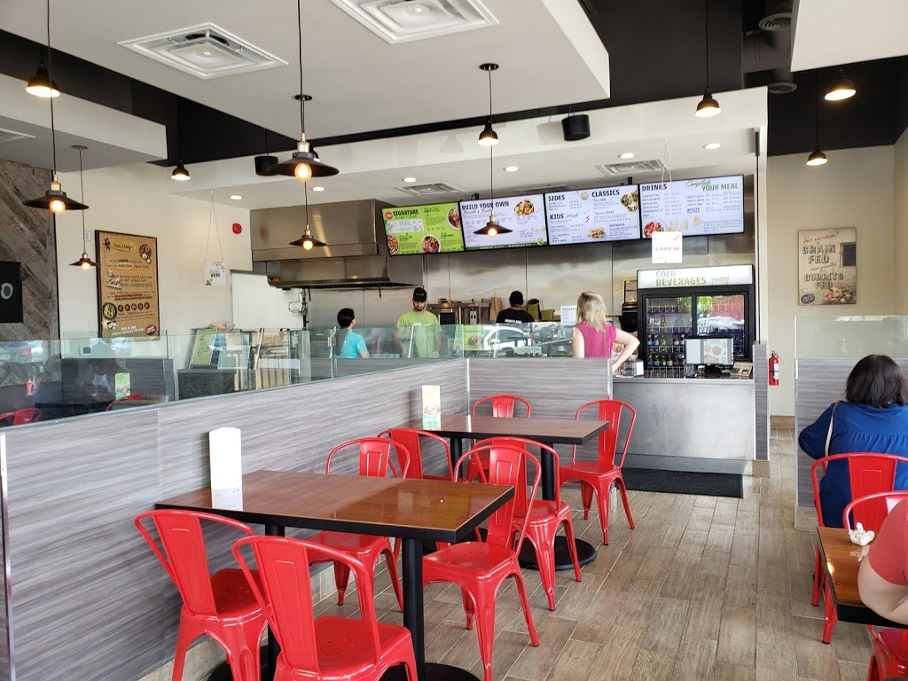 Mucho Burrito Fresh Mexican Grill | 223 North Service Rd W, Oakville, ON L6M 2G2, Canada | Phone: (905) 338-2002