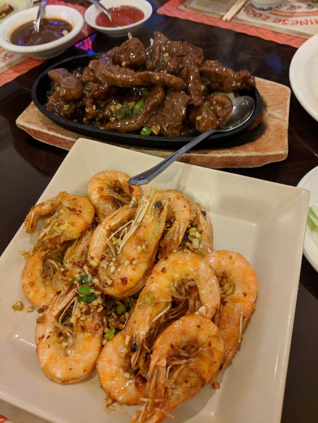 Golden Dragon Restaurant | 1285 Commissioners Rd W, London, ON N6K 1C9, Canada | Phone: (519) 472-2180