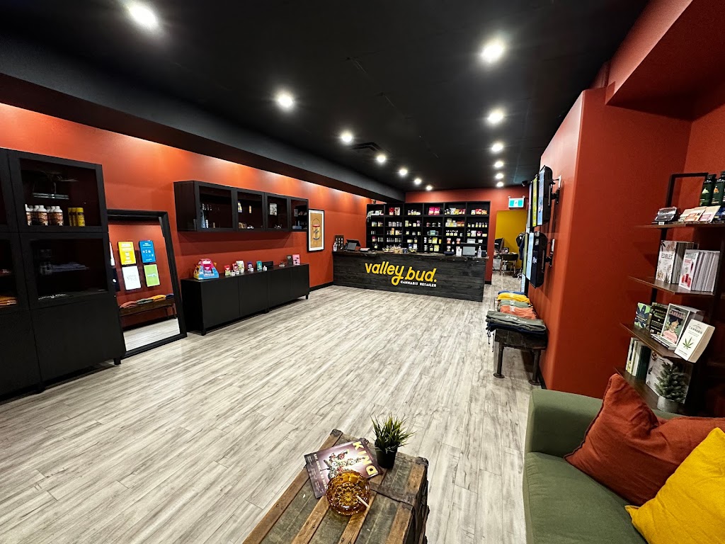 valley bud | 433 Donald B. Munro Dr Unit B, Carp, ON K0A 1L0, Canada | Phone: (613) 526-3420
