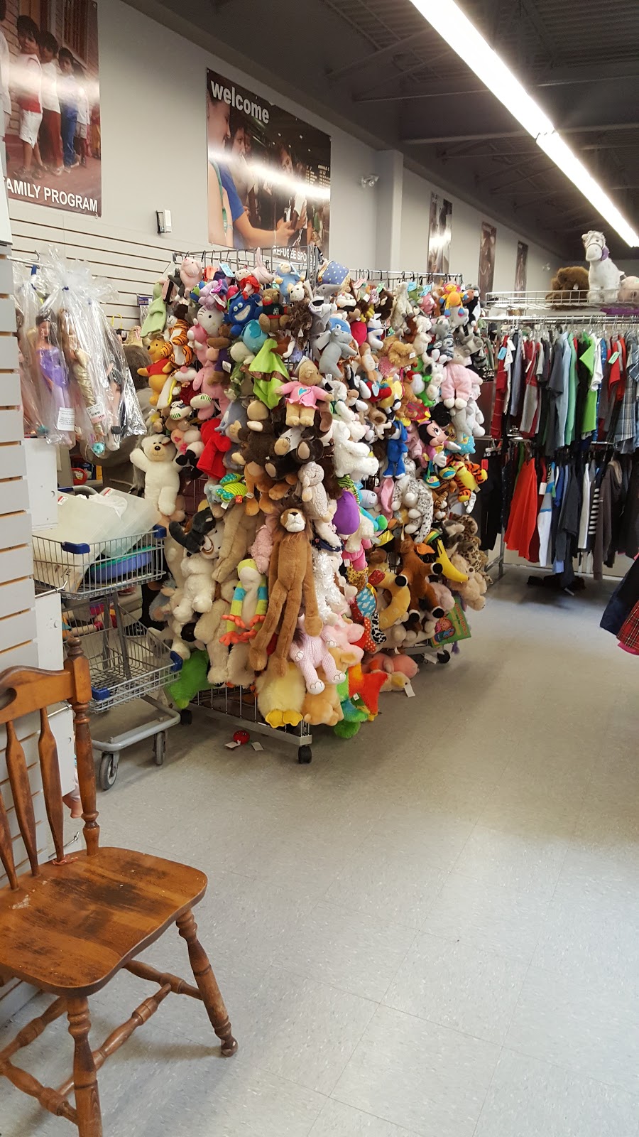 Mennonite Central Cmte Ontario | 41 Heritage Dr, New Hamburg, ON N3A 2J3, Canada | Phone: (519) 662-2867