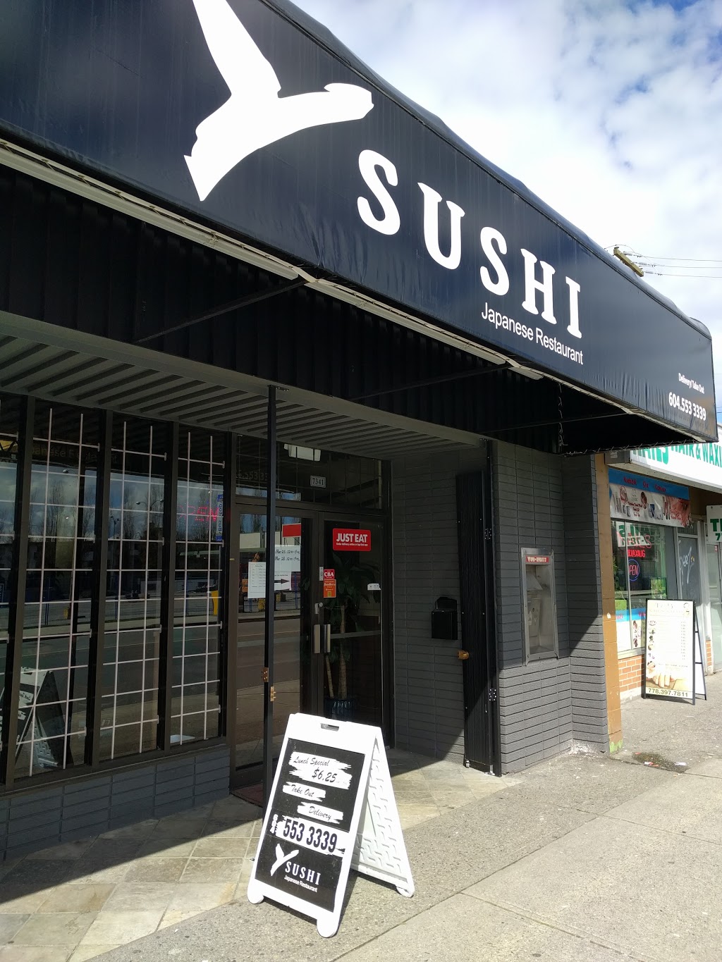 Y Sushi | 1A7, 7341 Edmonds St, Burnaby, BC V3N 1A7, Canada | Phone: (604) 553-3339