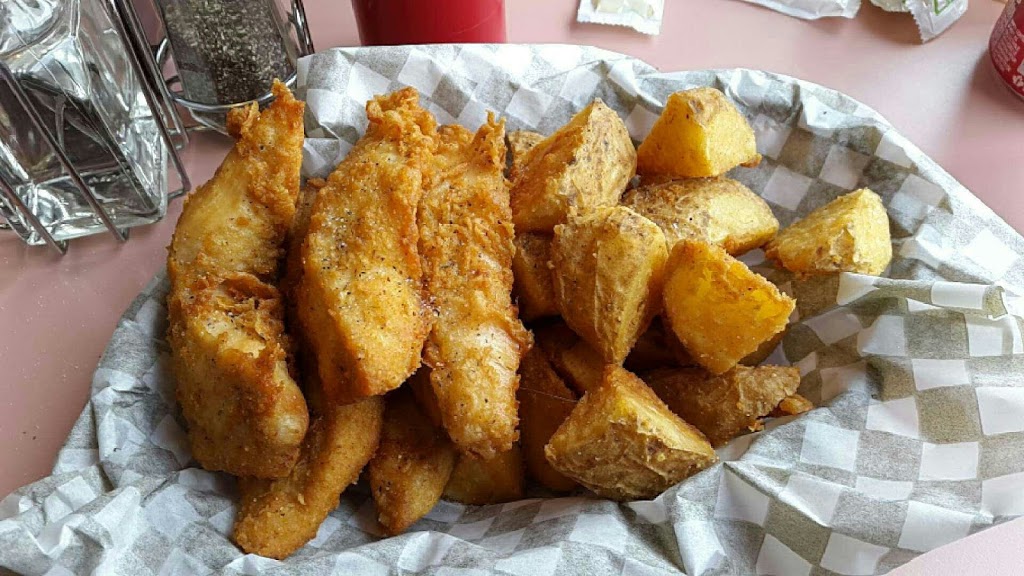 S&S Fried Chicken & Fish | 621 King St E, Oshawa, ON L1H 1G3, Canada | Phone: (905) 404-4441