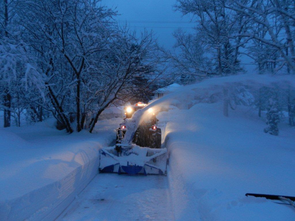 Déneigement - Carruthers- Snow Removal | 923 Chem. du Village, Morin-Heights, QC J0R 1H0, Canada | Phone: (450) 226-7453