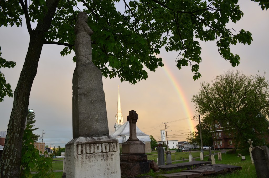 Cimetière Sainte-Anne | 2592 Rue Roussel, Chicoutimi, QC G7G 1Y1, Canada | Phone: (418) 543-7734