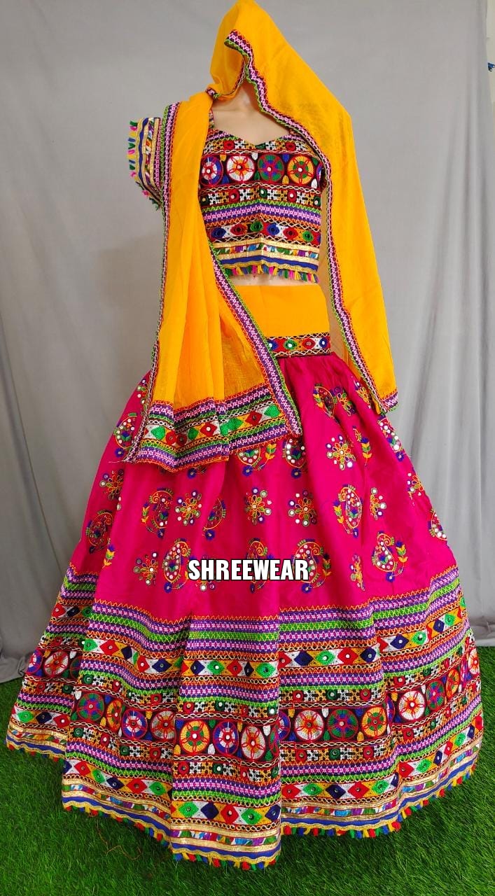 Gopi Fashions | 10 Arrowpoint Dr, Brampton, ON L6Y 0Y9, Canada | Phone: (647) 338-7389
