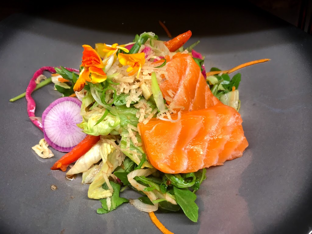 Miss Wong | 1780 Avenue Pierre-Péladeau, Laval, QC H7T 2Z1, Canada | Phone: (514) 557-9664