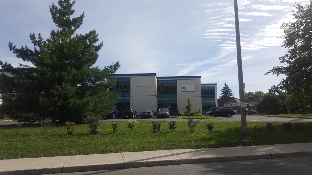 Ecole Primaire Saint-Louis (CSMB) | 151 Avenue Winthrop, Pointe-Claire, QC H9R 3W8, Canada | Phone: (514) 855-4205