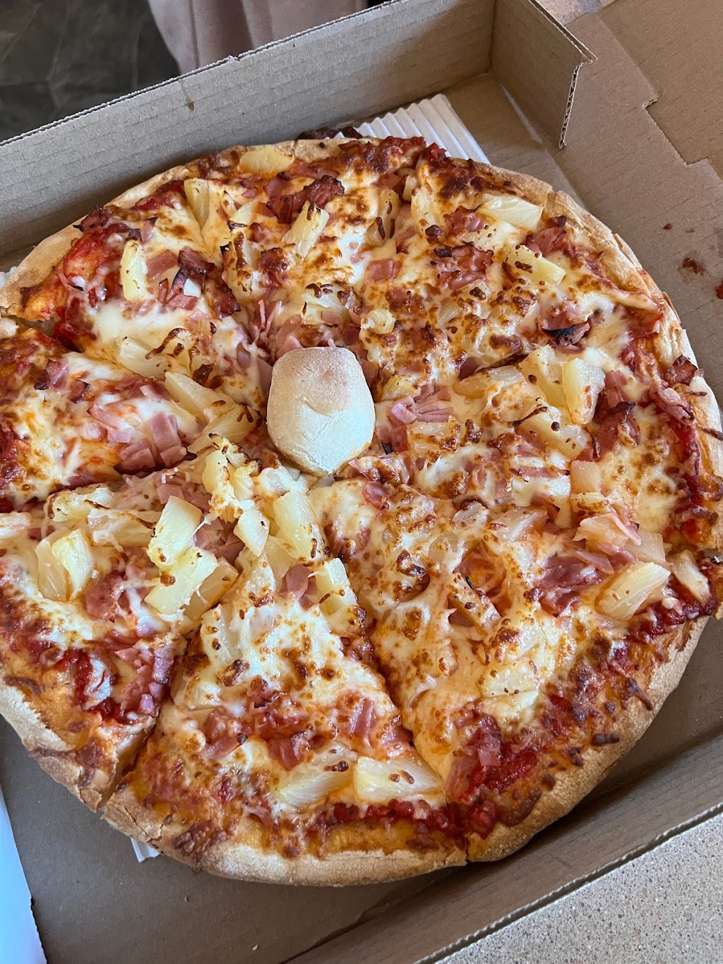 Romas Pizzeria | 8 Water St Unit 6, Hastings, ON K0L 1Y0, Canada | Phone: (705) 696-1414