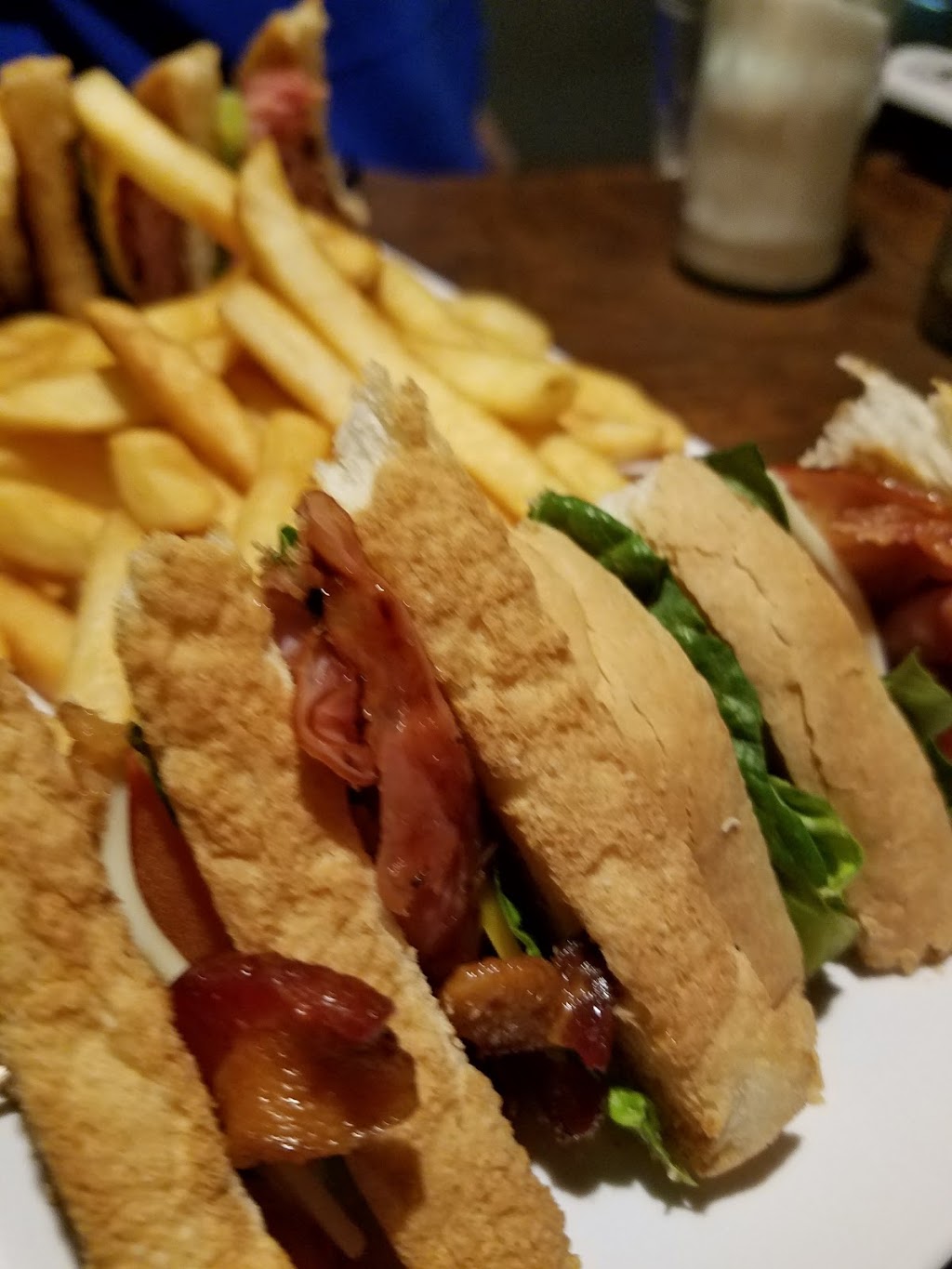 Blue Water Sports Bar & Grill | 8 N Ridge Rd, Port Sanilac, MI 48469, USA | Phone: (810) 622-0176