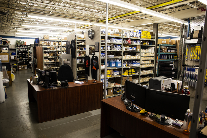 Bustard Chrysler Parts | 575 Davenport Rd, Waterloo, ON N2L 5Z3, Canada | Phone: (519) 884-5886