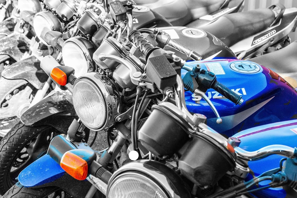 École de conduite moto Jean-Pierre Chenu | 4345 Boulevard Saint-Elzéar O, Laval, QC H7P 4J3, Canada | Phone: (450) 978-2526