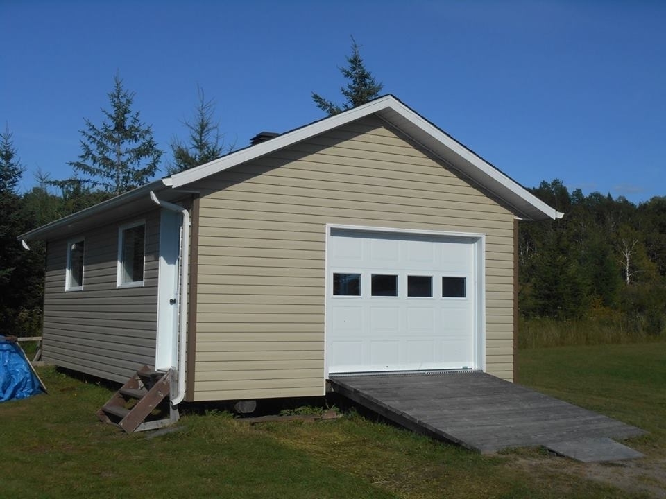 Rénovateur Lauriermon-Toit | 251 Rue Éléodore-Langevin, Mont-Laurier, QC J9L 0C8, Canada | Phone: (819) 660-3000