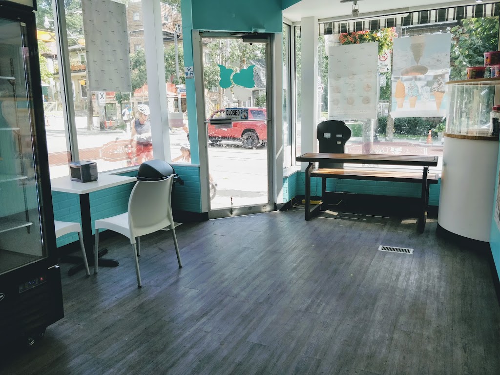 La Diperie | 2196 Queen St E, Toronto, ON M4E 1E6, Canada | Phone: (416) 567-3226