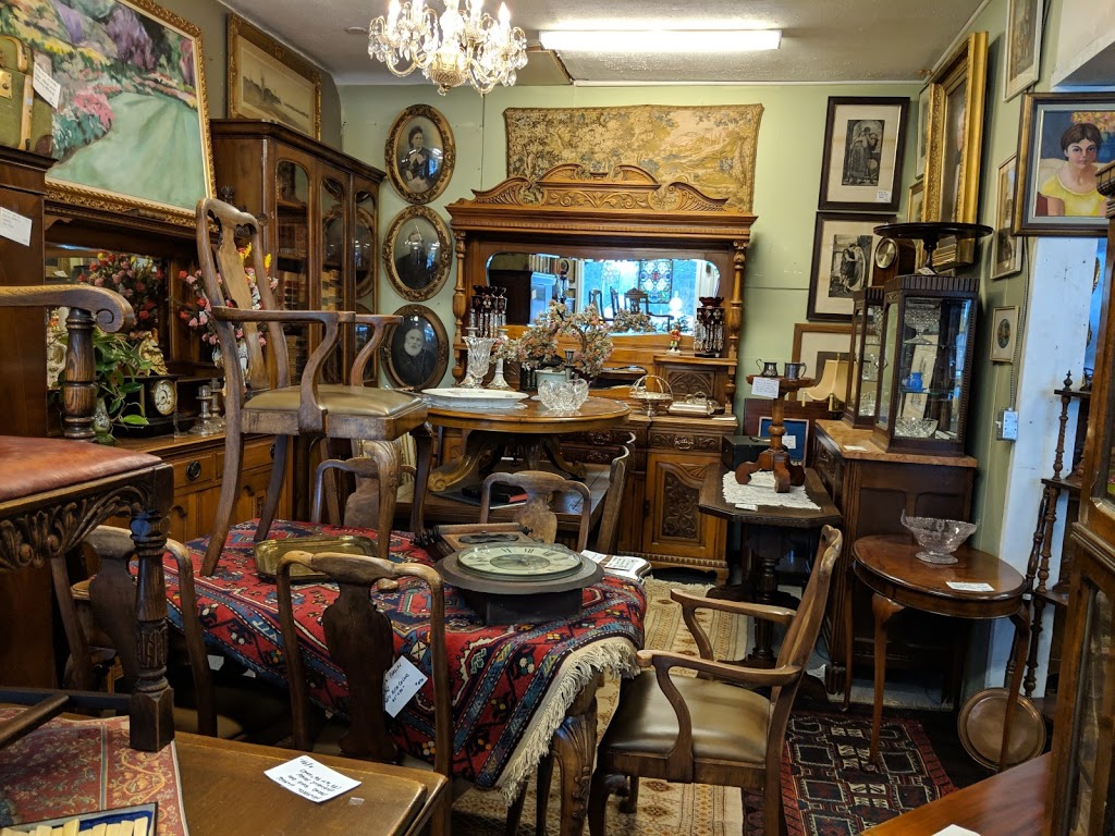 Memories Antiques at Trading Post | 3108 Jacklin Rd, Victoria, BC V9B 3Z1, Canada | Phone: (250) 478-7684