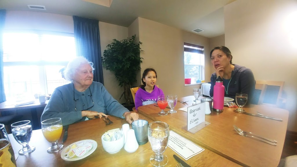 Raglan Village Adult & Retirement Community | 89 Raglan St, Collingwood, ON L9Y 0B2, Canada | Phone: (705) 445-1100