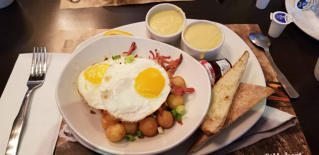 Rôtisserie St-Hubert | 2000 Rue de lInterlude, Québec, QC G3K 0R6, Canada | Phone: (418) 694-1234