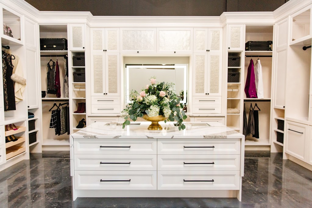 Lev2 Master Cabinetry & Millwork | 900 Farewell St, Oshawa, ON L1H 6N6, Canada | Phone: (905) 240-5382