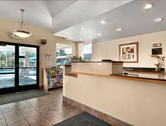 Days Inn by Wyndham Bellingham | 215 N Samish Way, Bellingham, WA 98225, USA | Phone: (360) 734-8830